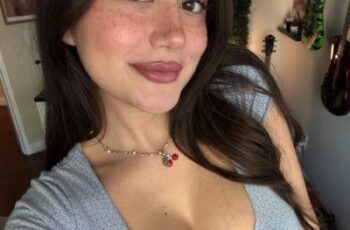 Sınırsızlığı Hissettirecek Çanakkale Ezine Escort Bayan Ecem